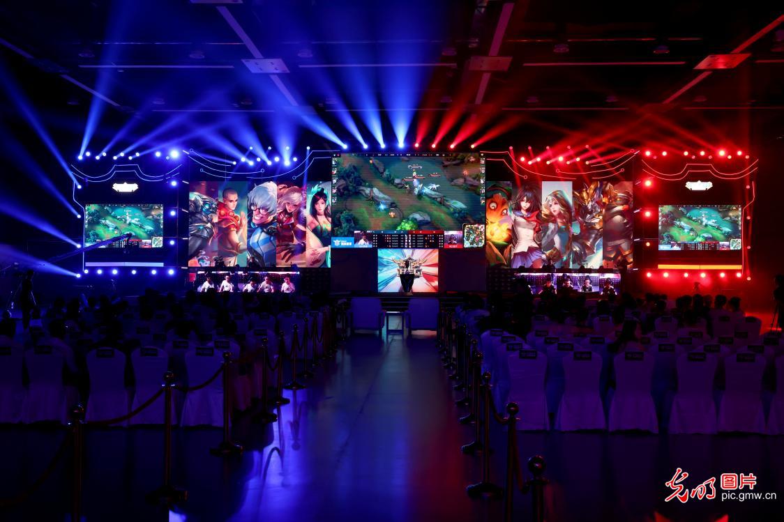 第三节雄鹿 第三节雄鹿